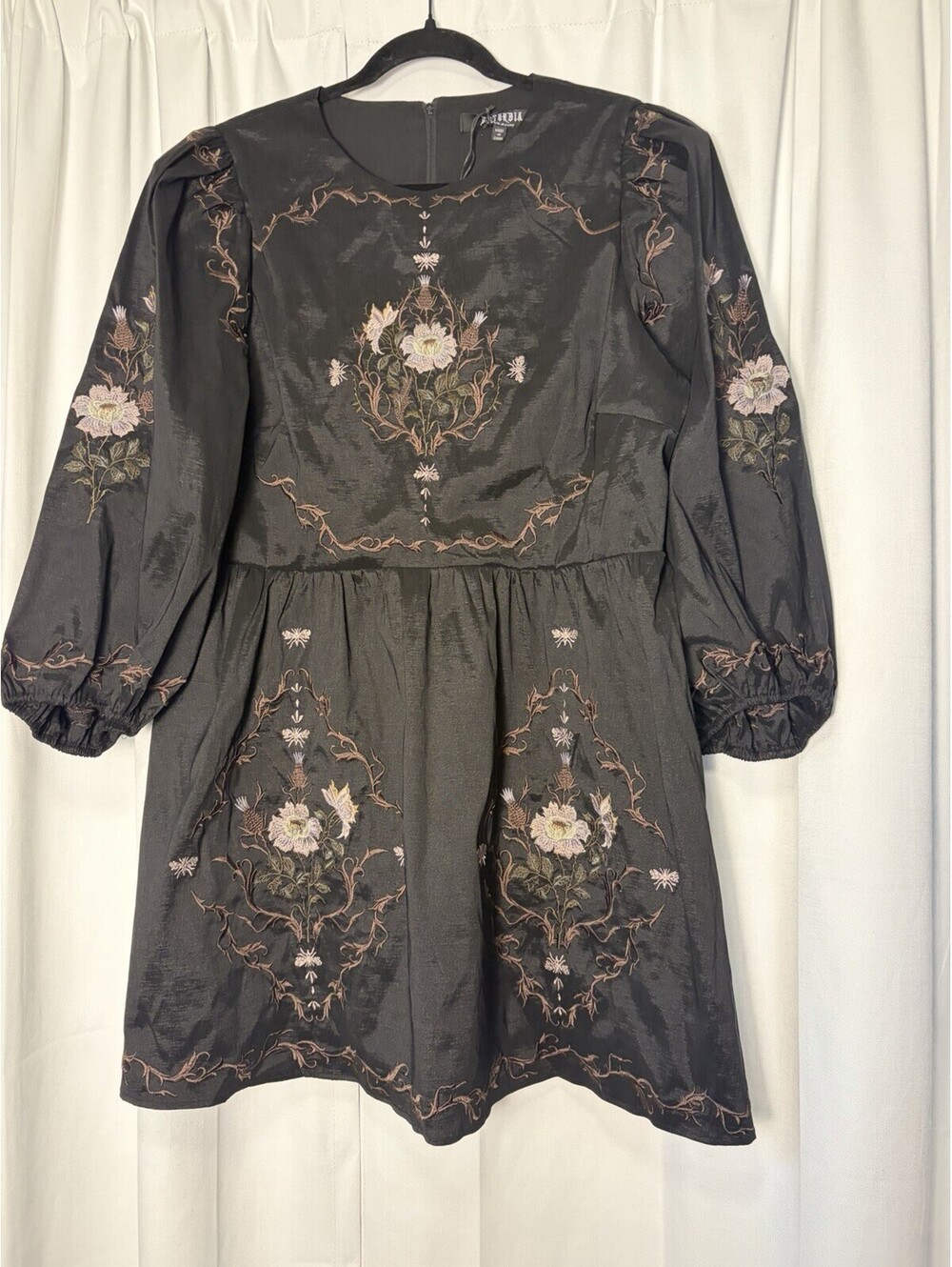 NWT Disturbia Vine Floral Embroidered Long Sleeve Mini Dress Size 14 Retail $164
